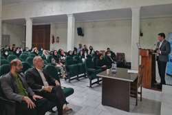 کنفرانس علمی یک روزه مراقبت از کودک بد حال و درمان شوک