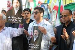 از فریاد انزجار علیه جنایات جنگی تا تشکیل زنجیره انسانی
